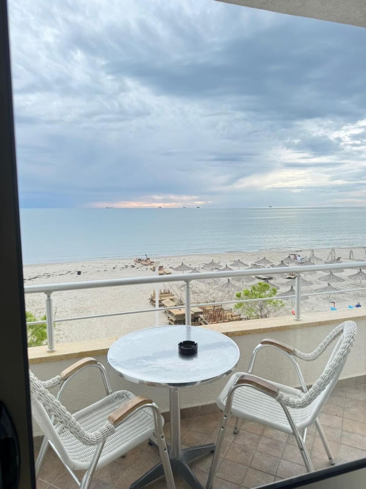 As 2 * Durrës